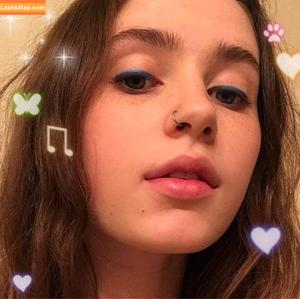 Clairo photo #0019