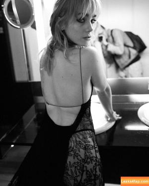Clara Galle photo #0005