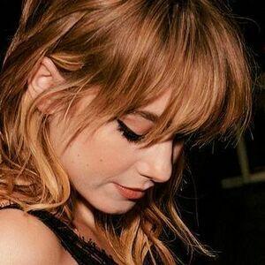 Clara Galle photo #0014