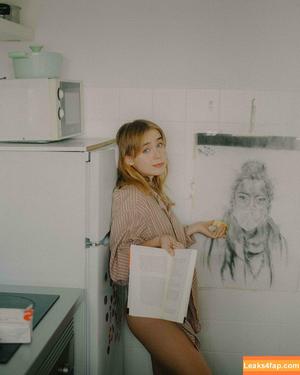 Clara Galle photo #0023