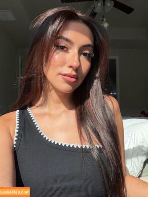 Clara Gomez photo #0089