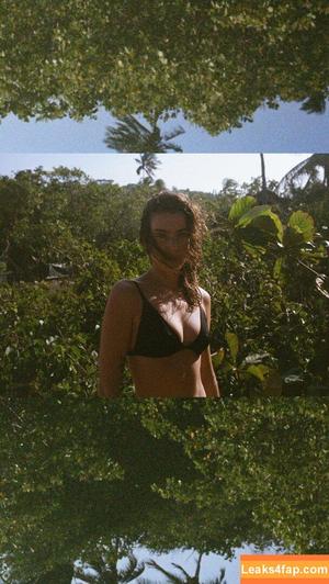 Clara McGregor photo #0067