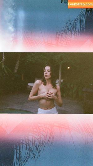 Clara McGregor photo #0069