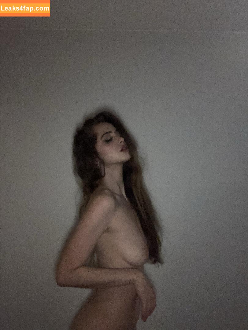 Clara Victoria / ClaraMzm / itsclaravictoria leaked photo photo #0018