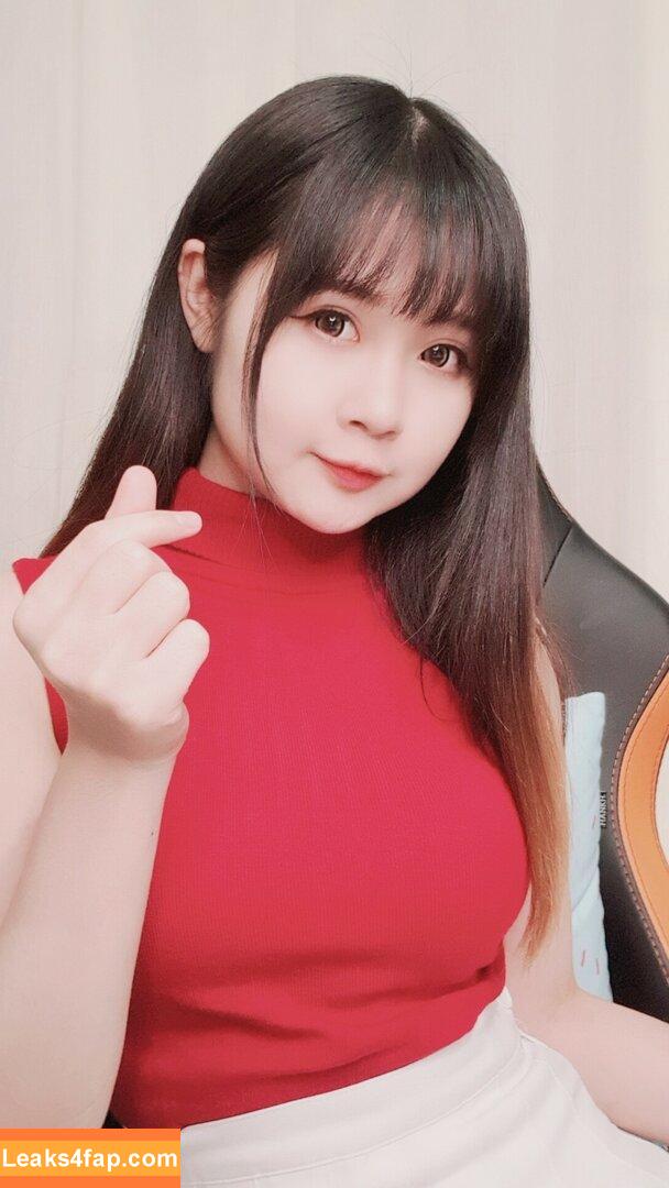 Clarissa Punipun / Clarissa Widjaya / clarissa25 / punipun7 leaked photo photo #0007