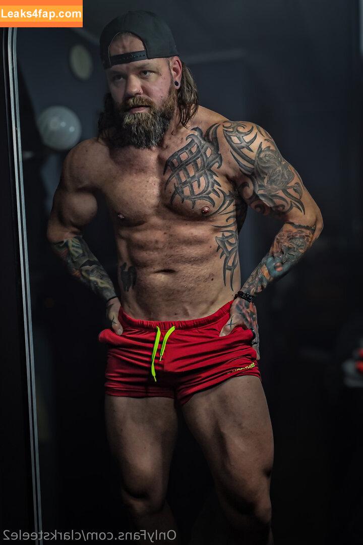 clarksteele2 /  leaked photo photo #0003
