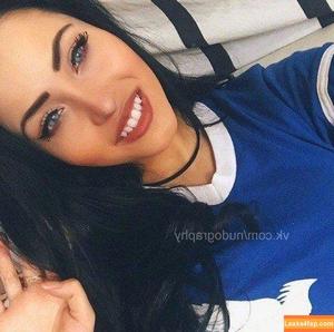 Claudia Alende photo #0121