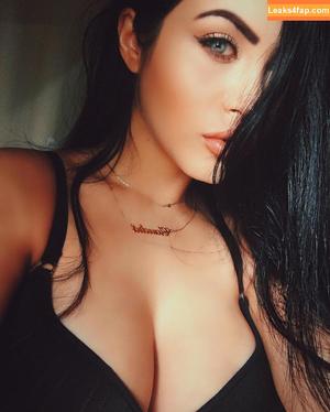 Claudia Alende photo #0127