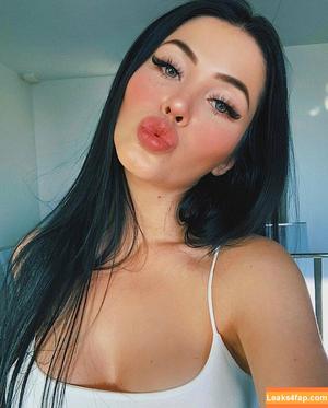Claudia Alende photo #0150