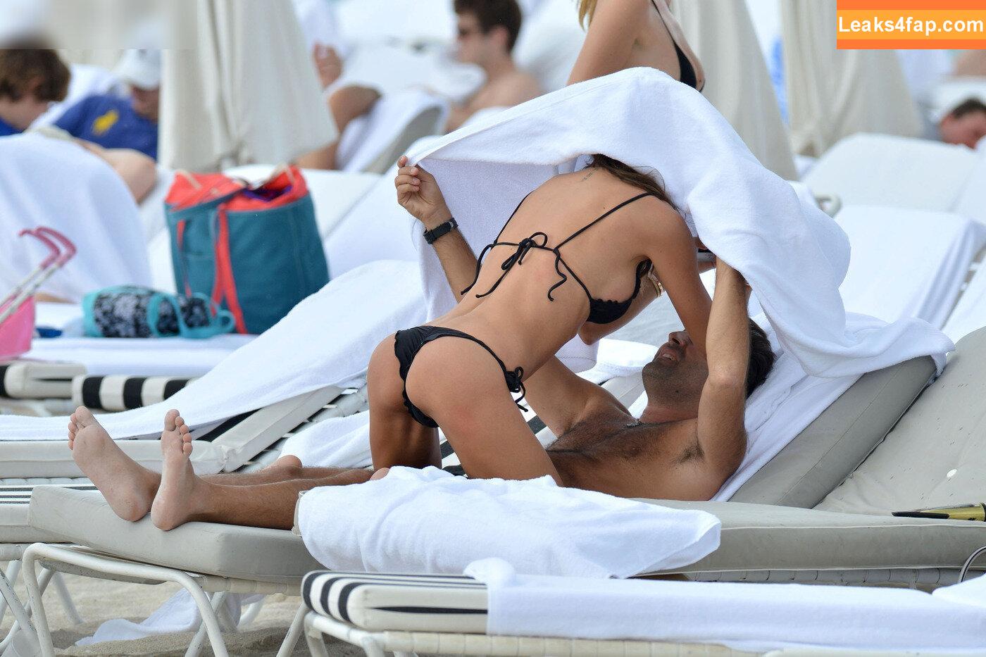 Claudia Galanti /  leaked photo photo #0031