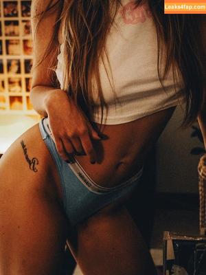 Claudia Napolitano photo #0023