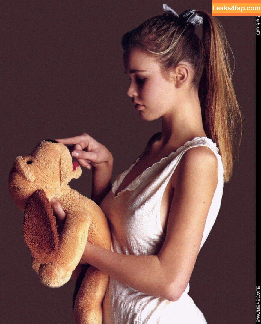 Claudia Schiffer / claudiaschiffer leaked photo photo #0030