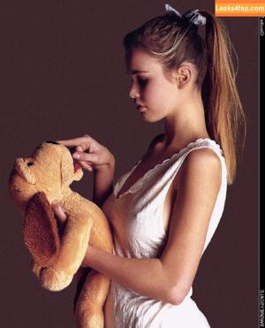 Claudia Schiffer photo #0030