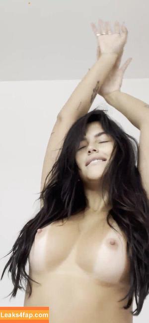 Claudia Tihan photo #0014