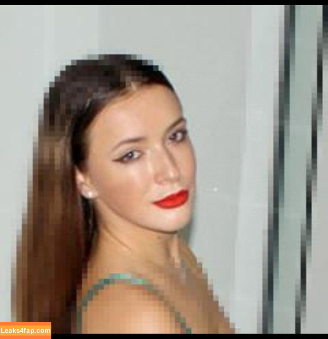 claudiroxa / Claudia Roxana / cristeatina23 / ninnisss_ leaked photo photo #1546