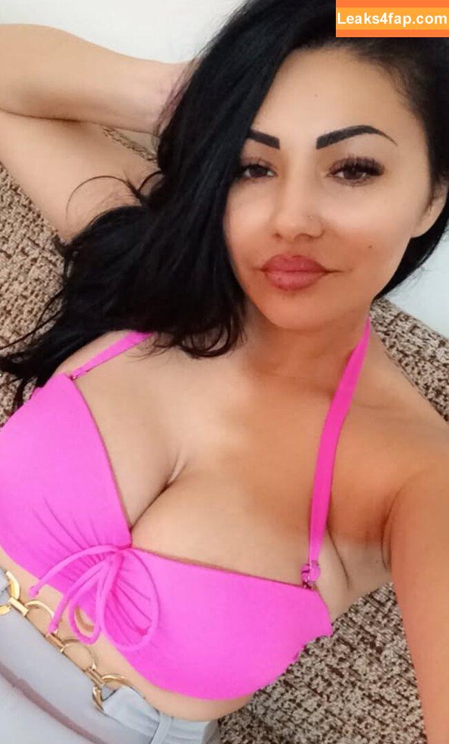 claudiroxa / Claudia Roxana / cristeatina23 / ninnisss_ leaked photo photo #1570