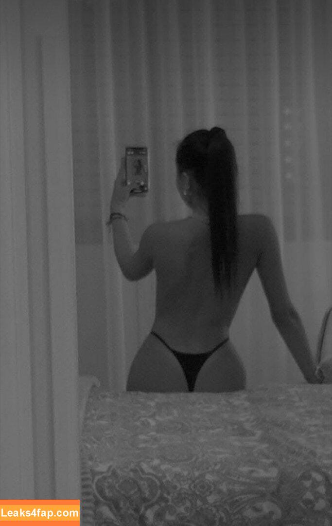 claudiroxa / Claudia Roxana / cristeatina23 / ninnisss_ leaked photo photo #1576