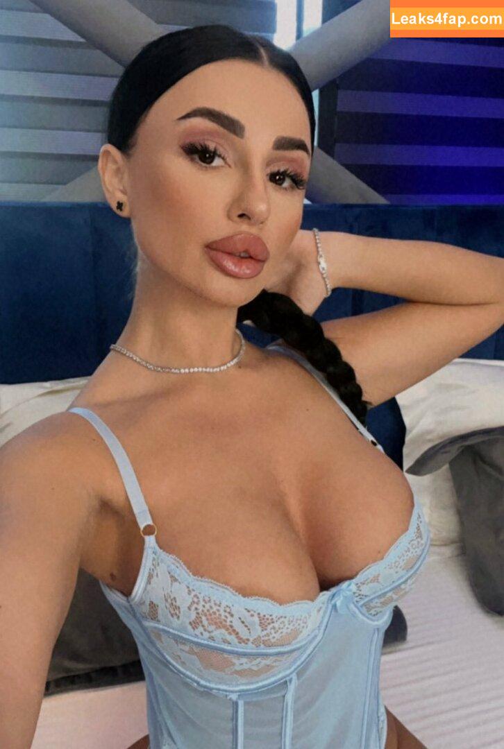 claudiroxa / Claudia Roxana / cristeatina23 / ninnisss_ leaked photo photo #1841