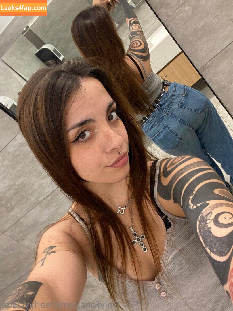 clearlyyclaire / theonlyyclaire leaked photo photo #0029