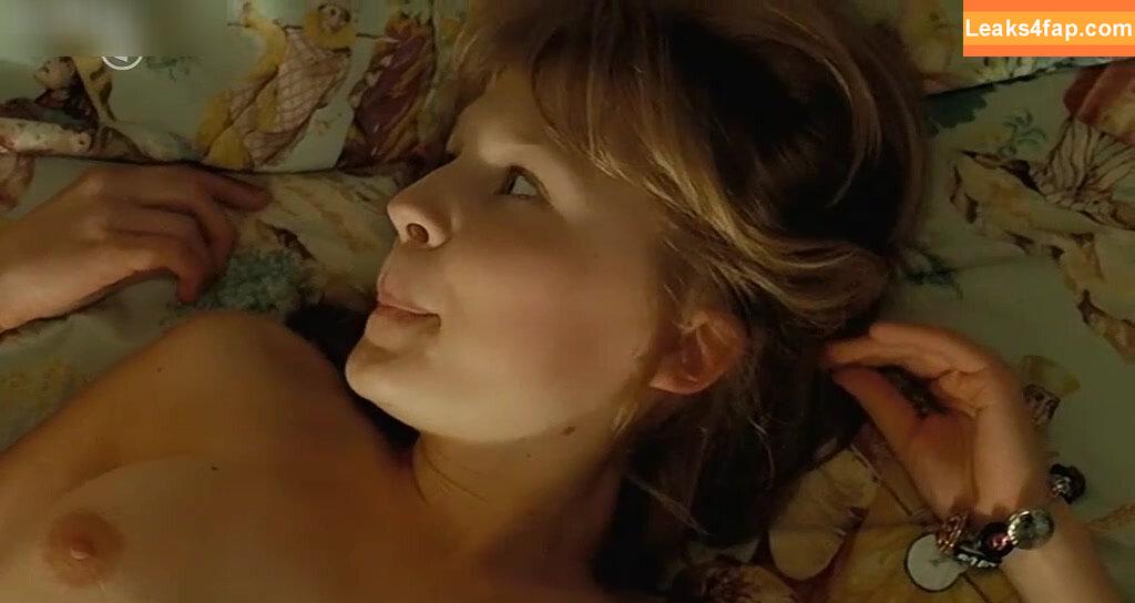 Clémence Poésy / c_poesy_ leaked photo photo #0011