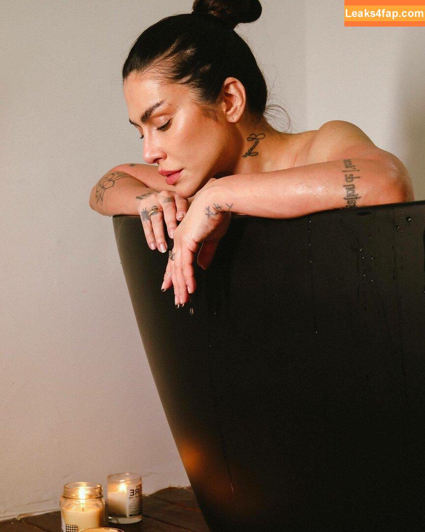 Cleo Pires /  leaked photo photo #0018