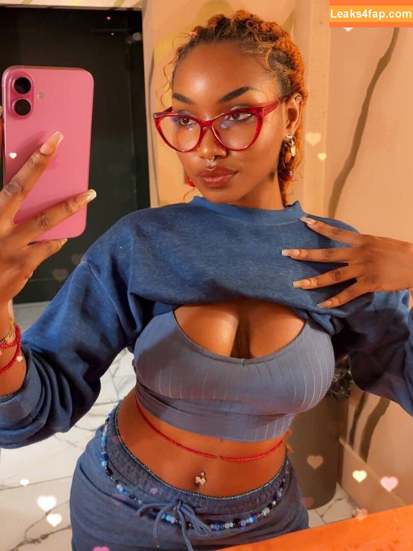 Cleocrt leaked photo photo #0029