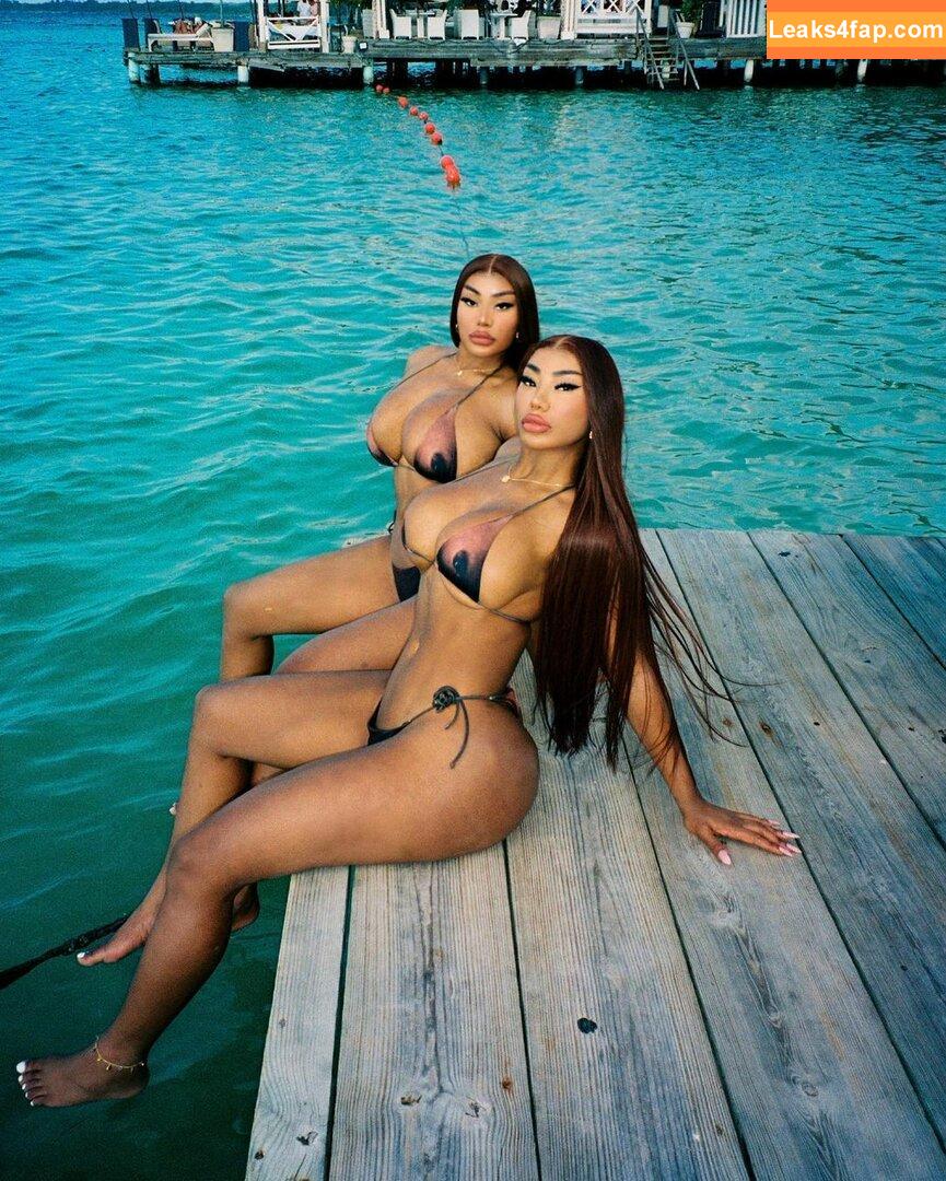 Clermont Twins / Theclermonttwins / clermonttwins leaked photo photo #0058