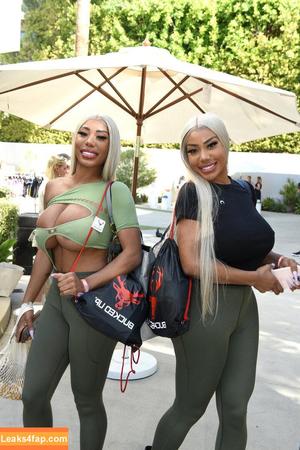 Clermont Twins photo #0019