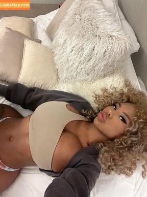 Clermont Twins photo #0040