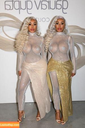 Clermont Twins photo #0044