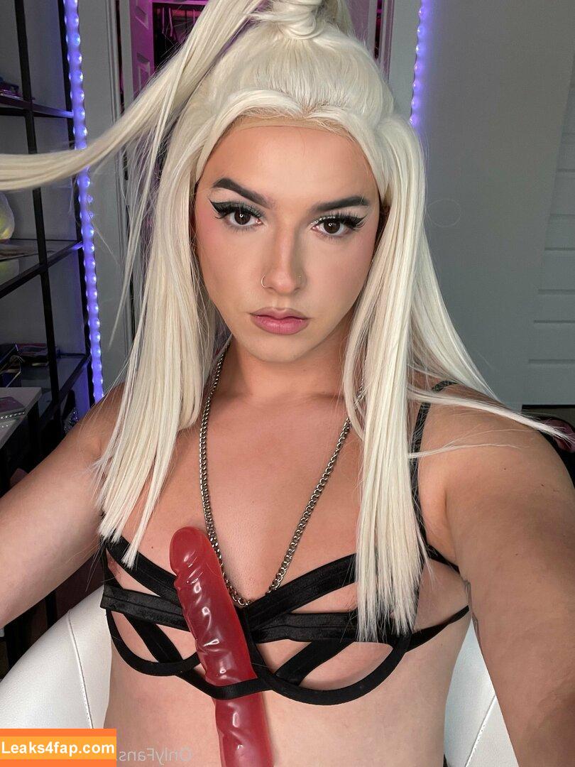 cloexrain /  leaked photo photo #0064