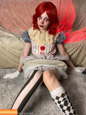 Clown Girls photo #0347