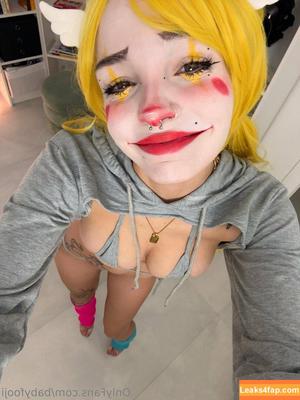 Clown Girls photo #0447