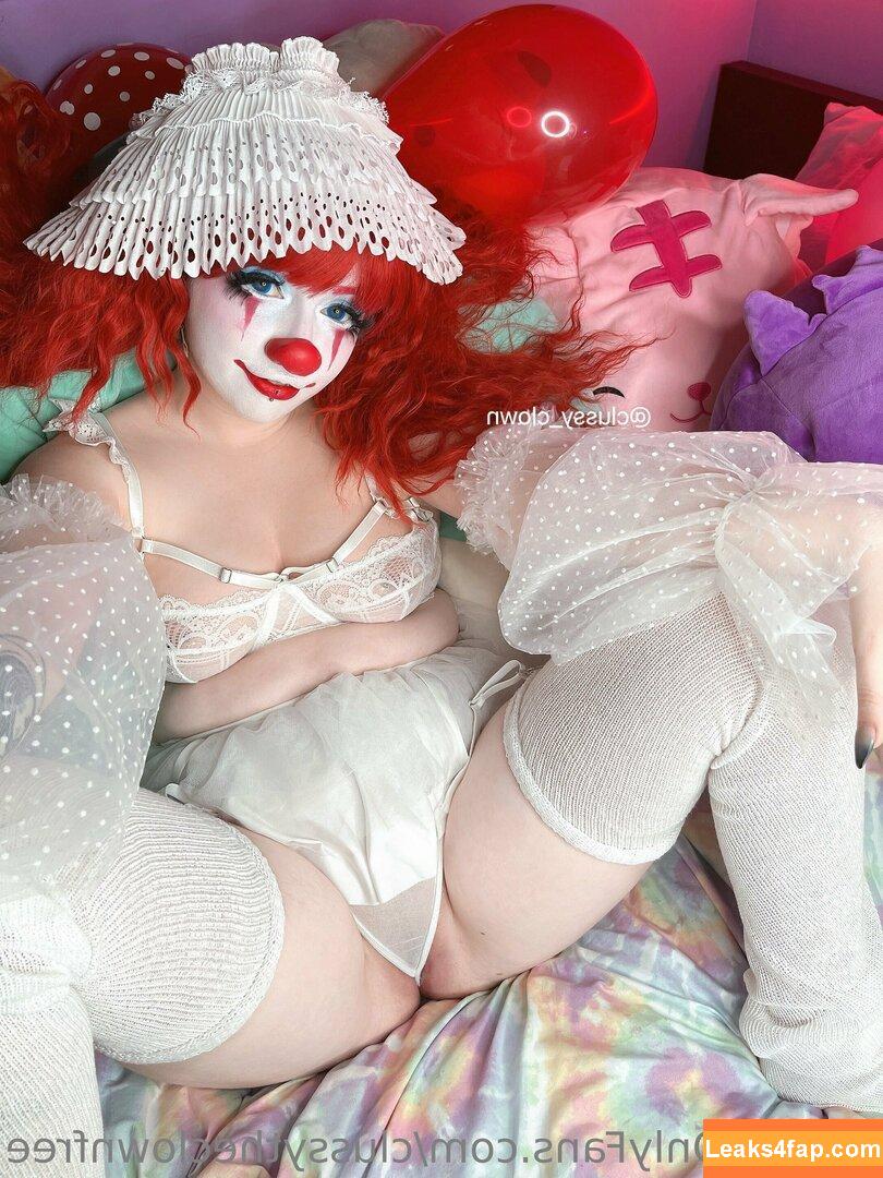 clussytheclownfree /  leaked photo photo #0029