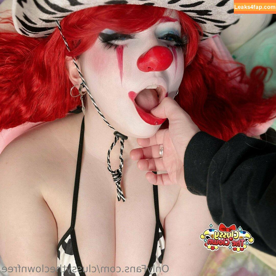 clussytheclownfree /  leaked photo photo #0041