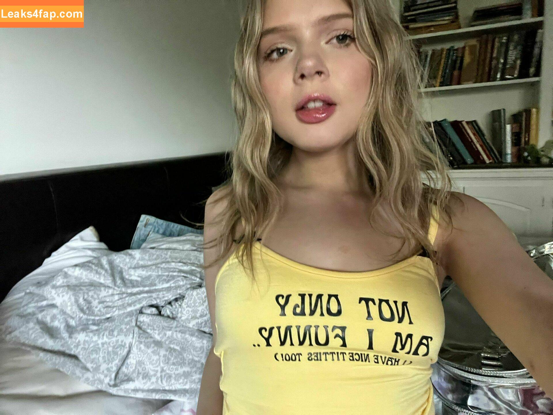 CoCo Lovelock / OfficialCocolov / coco_lovelock2 / cocolovelock leaked photo photo #0262