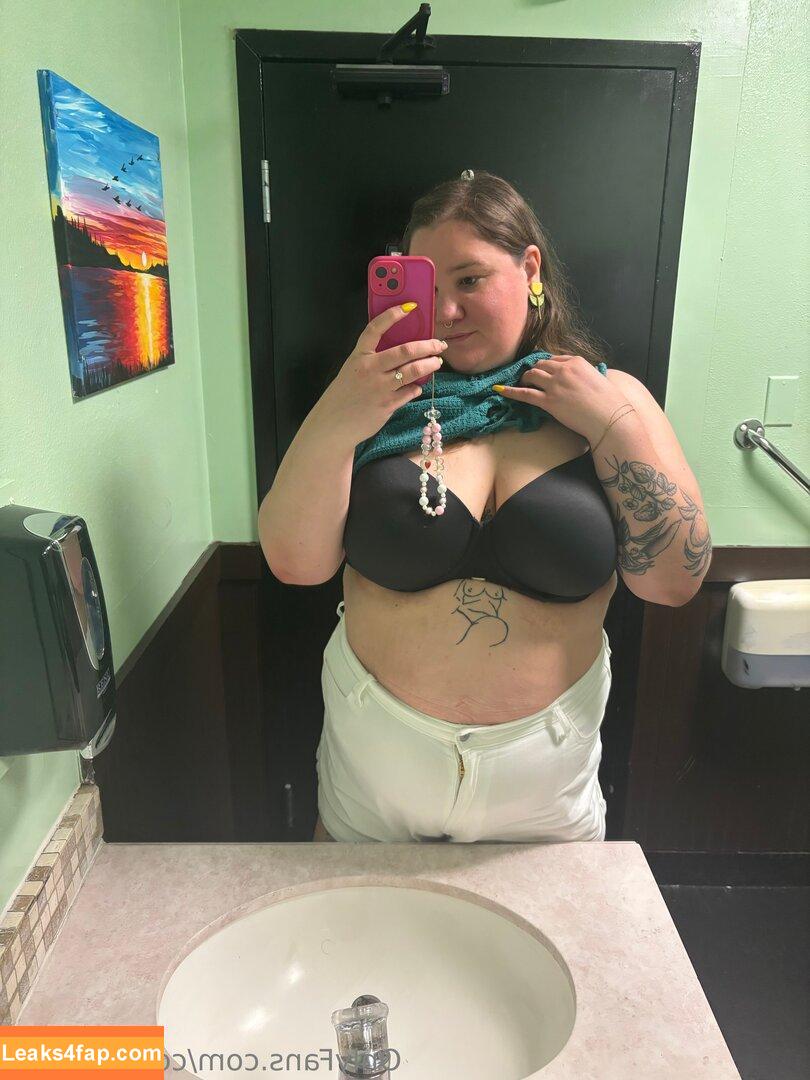 coconutbasil /  leaked photo photo #0004