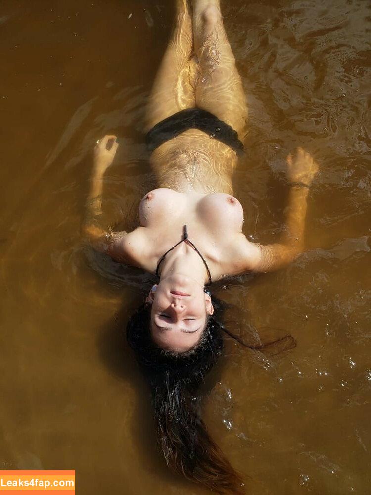 Cogumays / Mayara Vér Meyer leaked photo photo #0004