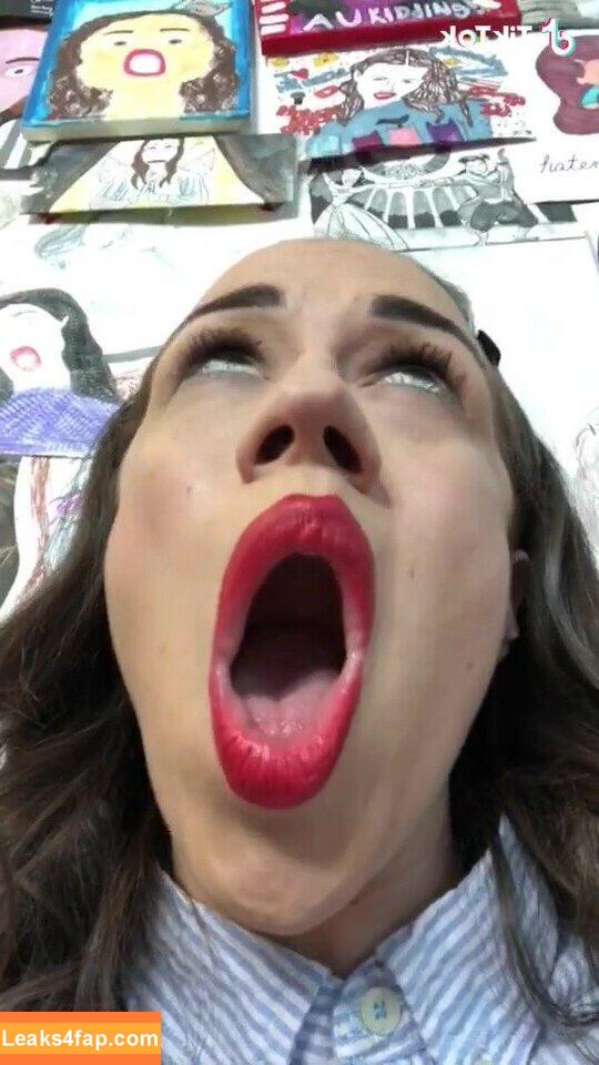 Colleen Ballinger / Miranda Sings leaked photo photo #0028