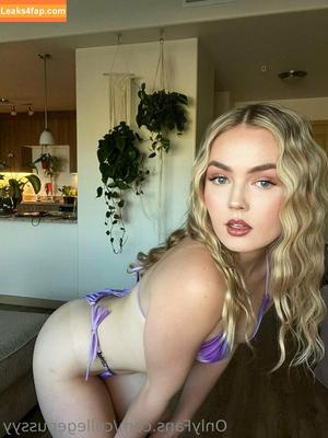 collegepussyy photo #0087