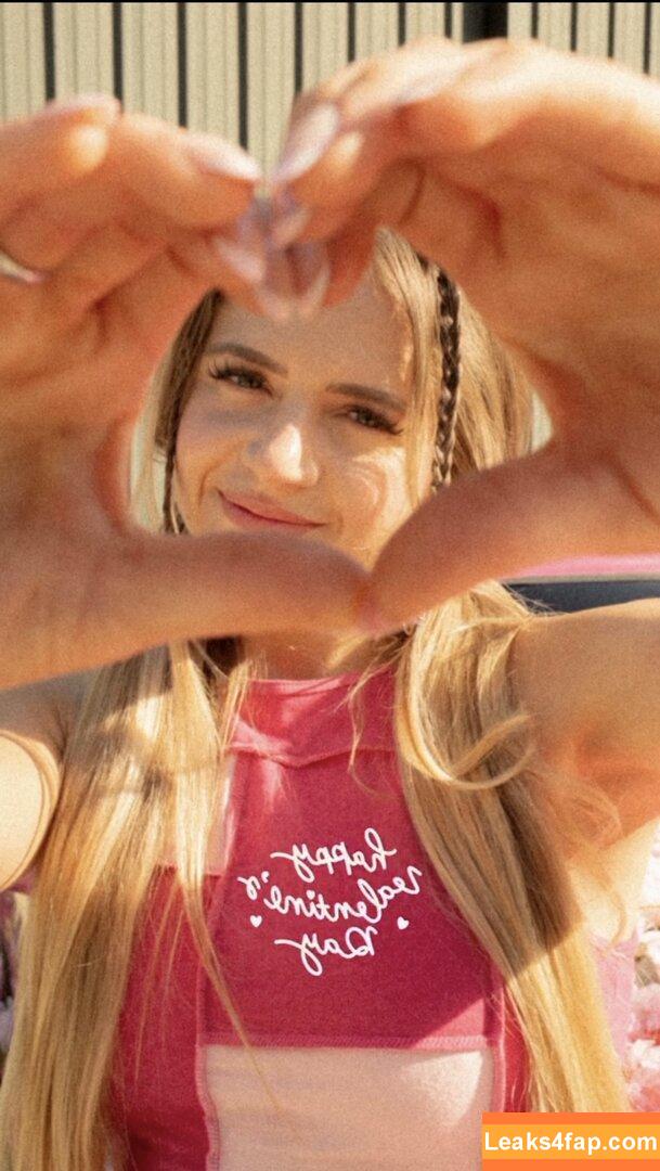 Collete Davis / colletedavis / khloe_davis leaked photo photo #0459