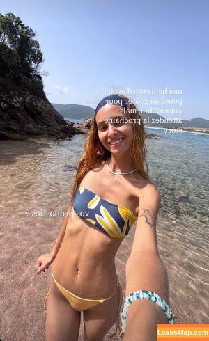 Colomba Asmr photo #0026