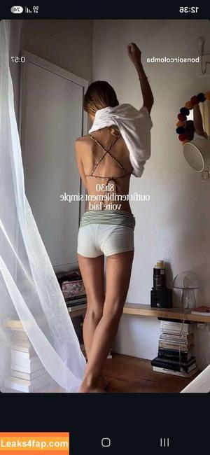 Colomba Asmr photo #0034