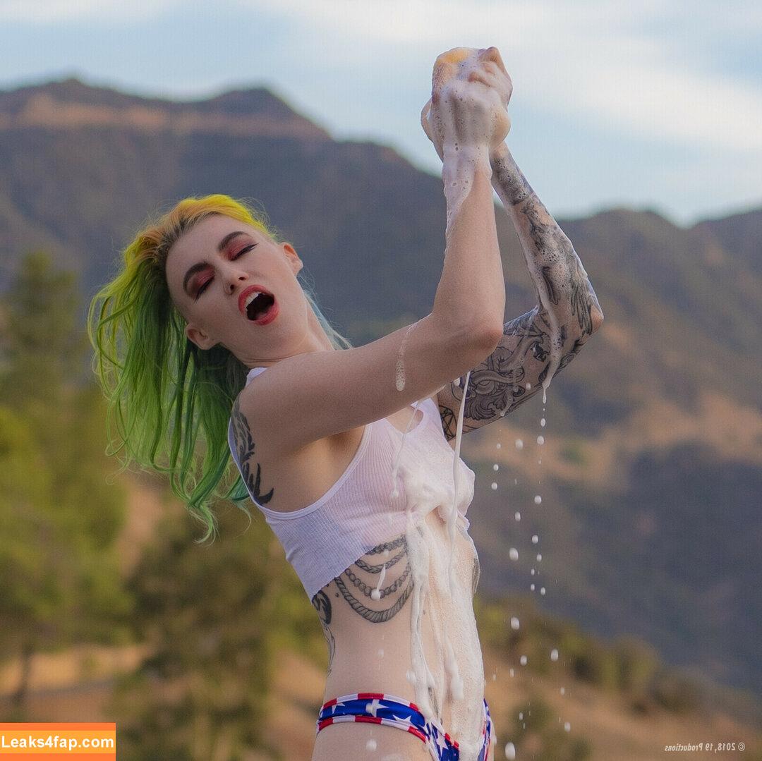 Comicbookgirl19 / DanikaXIX leaked photo photo #0108