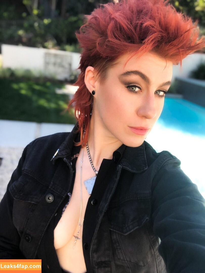 Comicbookgirl19 / DanikaXIX leaked photo photo #0170