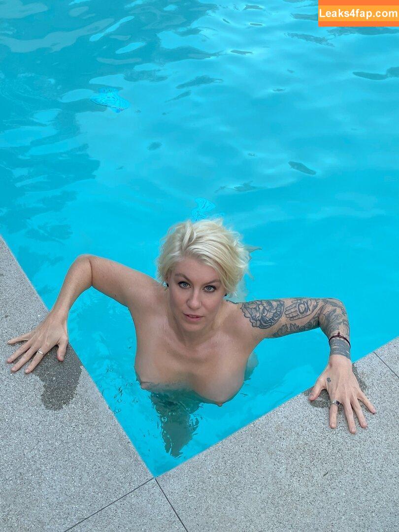 Comicbookgirl19 / DanikaXIX leaked photo photo #0204