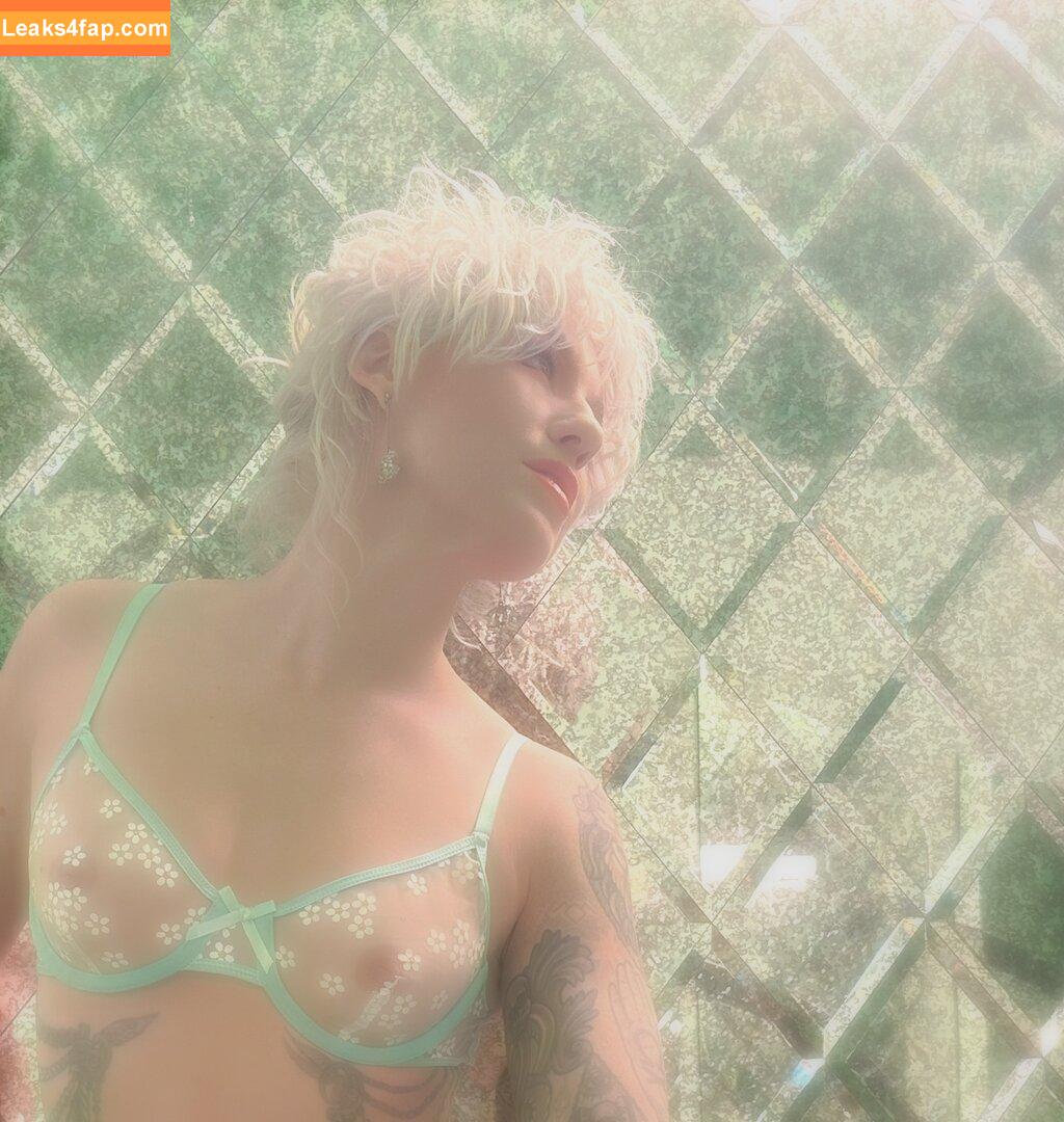 Comicbookgirl19 / DanikaXIX leaked photo photo #0223