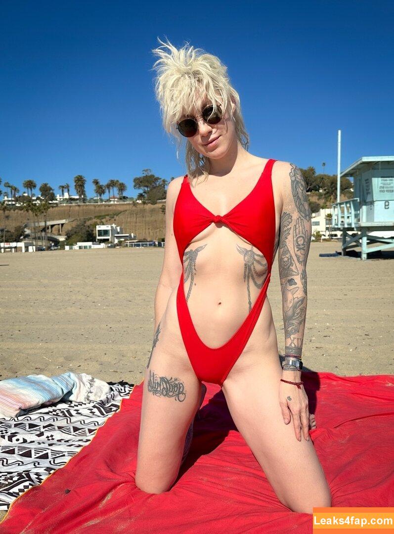 Comicbookgirl19 / DanikaXIX leaked photo photo #0231