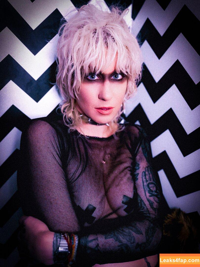 Comicbookgirl19 / DanikaXIX leaked photo photo #0246