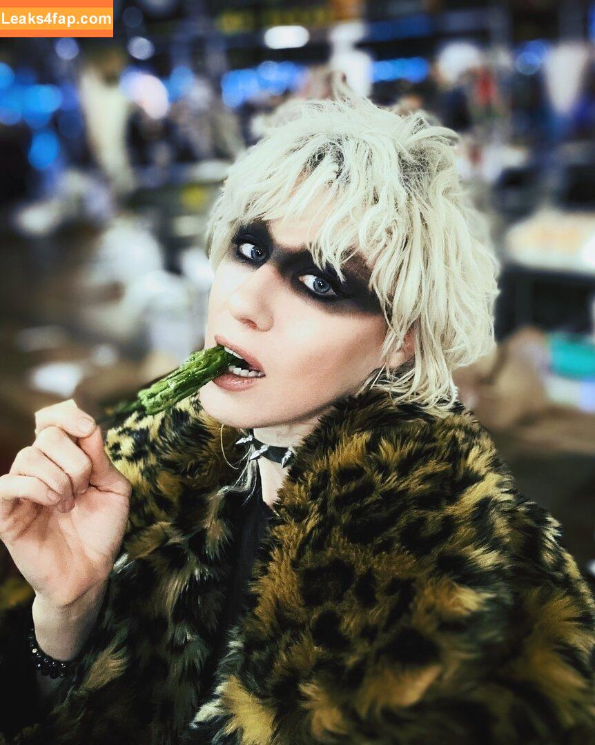 Comicbookgirl19 / DanikaXIX слитое фото фото #0273